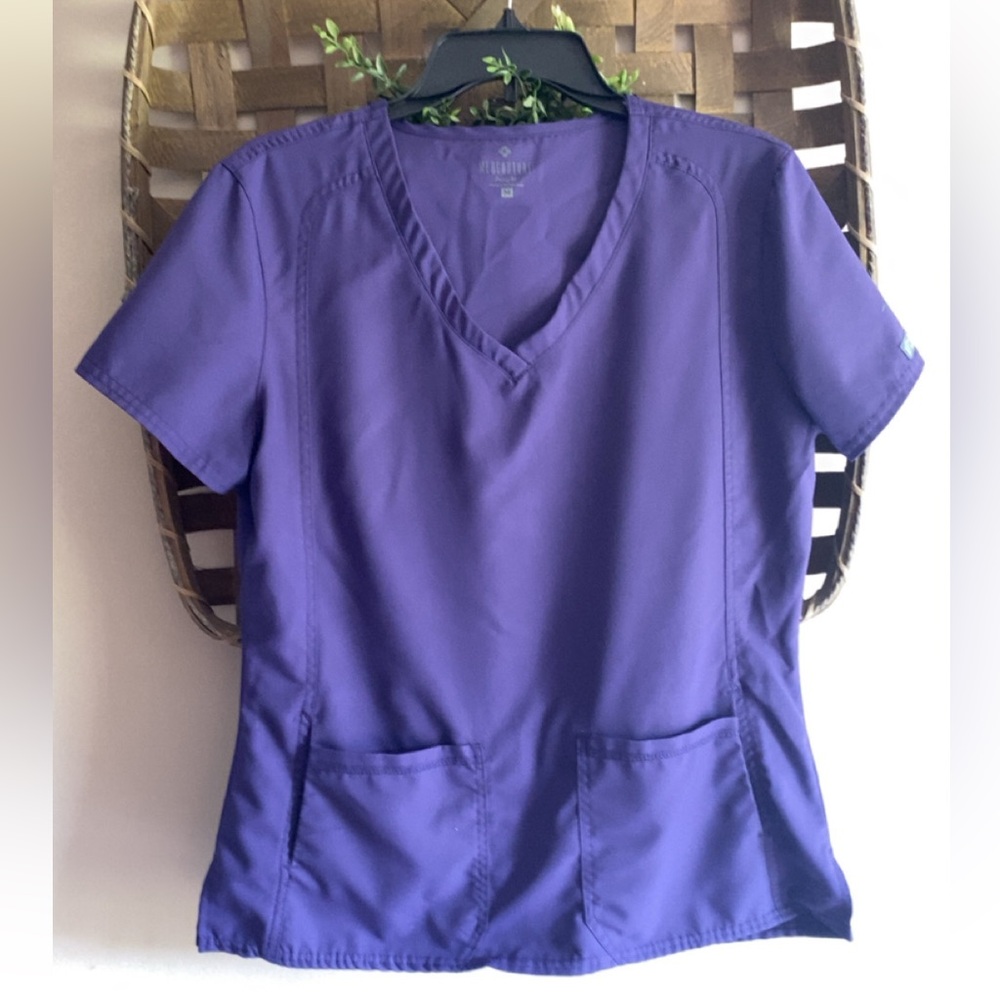 Med Couture V-Neck Purple Short Sleeve Top